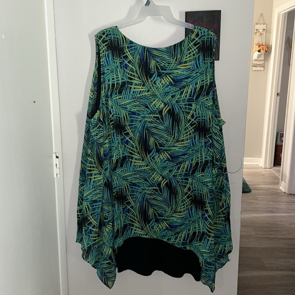 Plus size dress 👗 - Picture 2 of 4